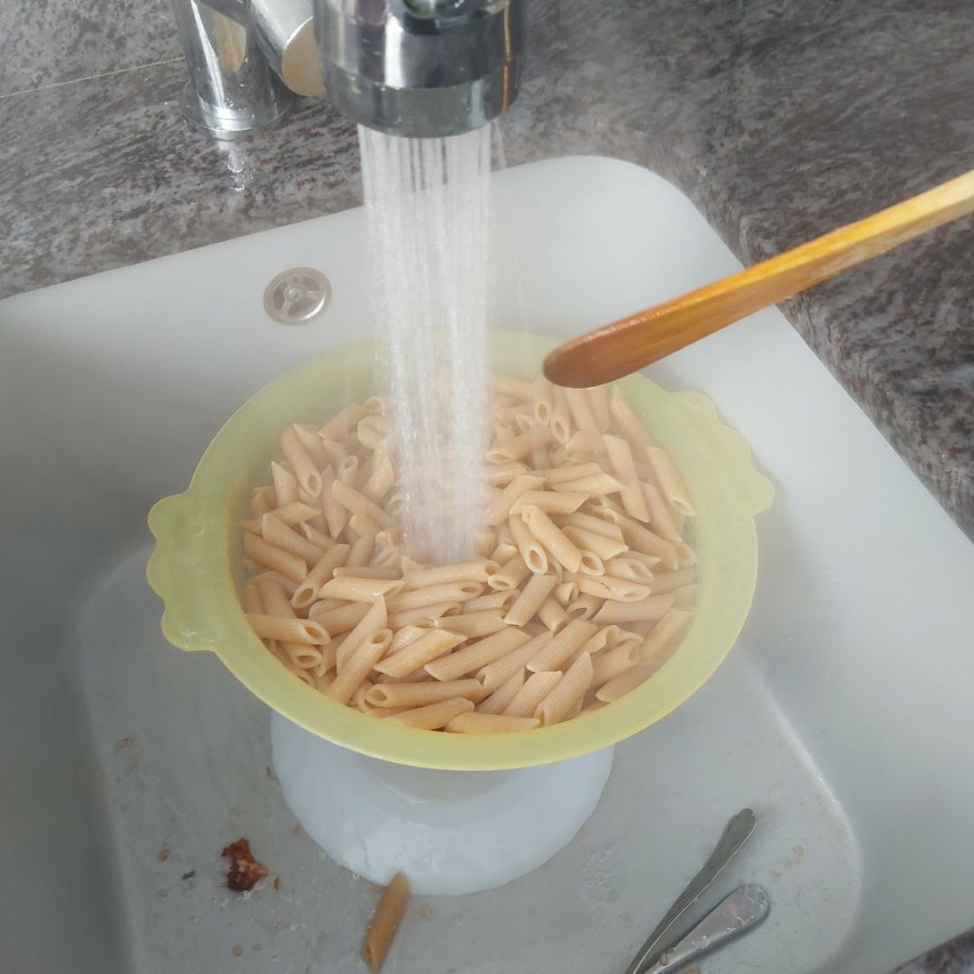Macarrones con atún gratinados al horno (receta de mi madre) Paso 4 Macarrones con atún gratinados al horno (receta de mi madre) Paso 4