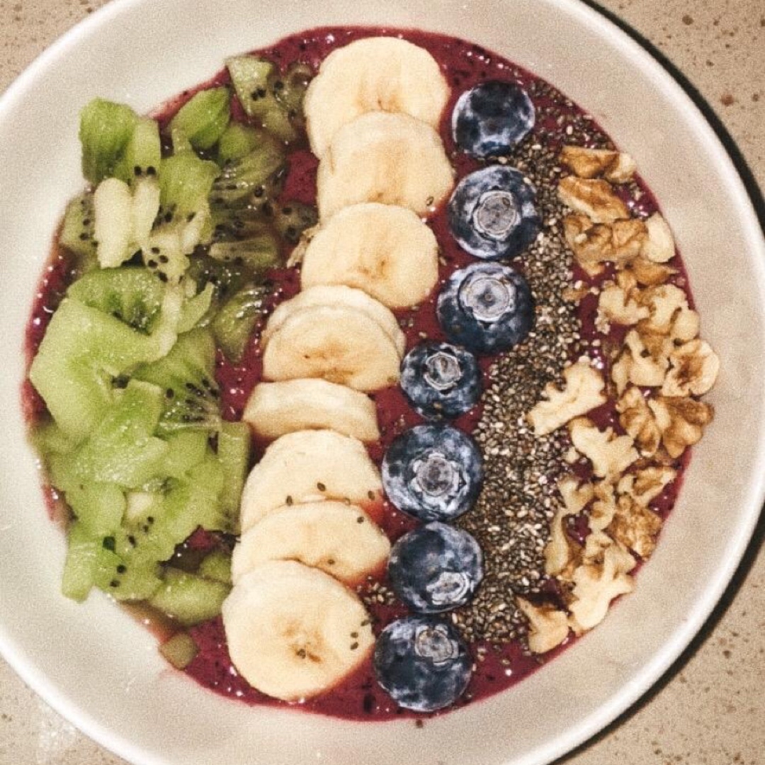 Smoothie bowl de frutos rojos
