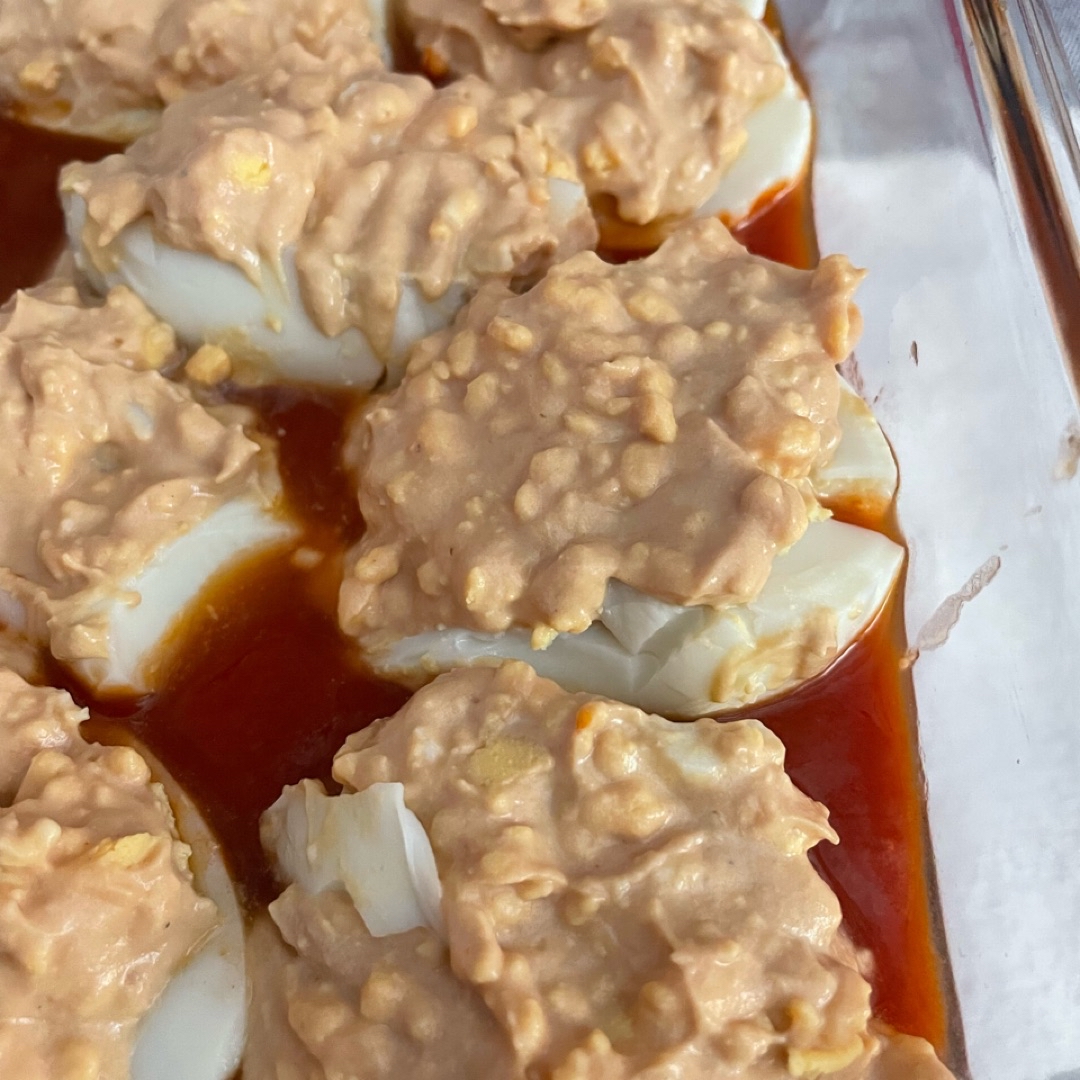 Huevos rellenos de foie Huevos rellenos de foie