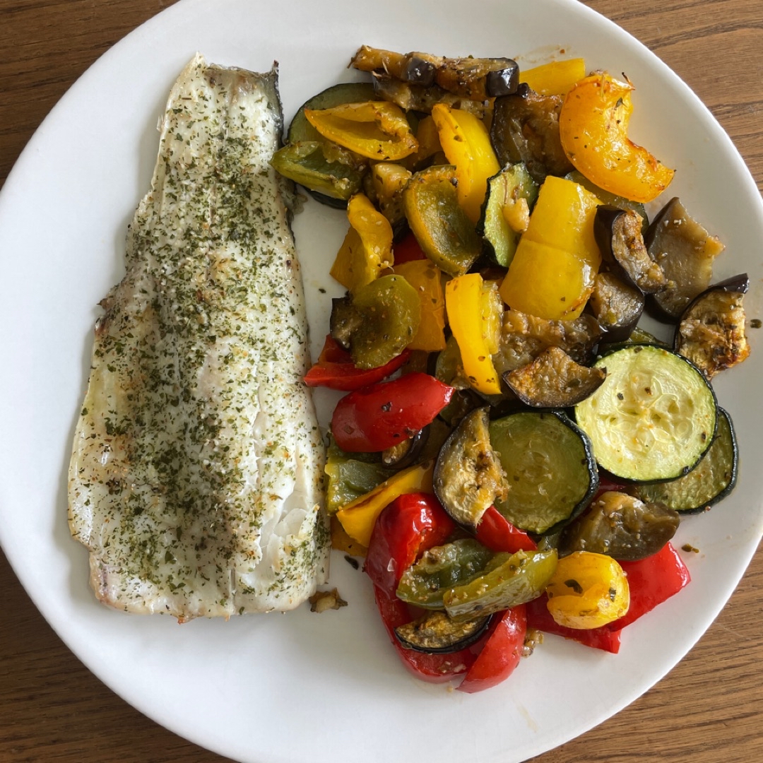 Lubina con verduras Lubina con verduras