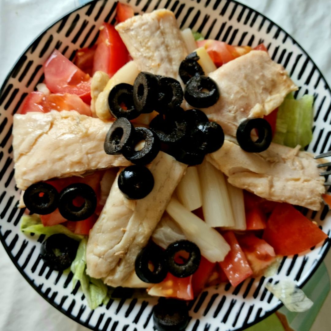 Ensalada de lubina Ensalada de lubina