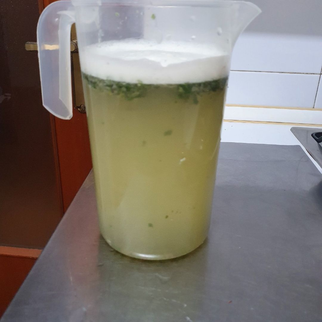 Bebida refrescante de limón 🍋 