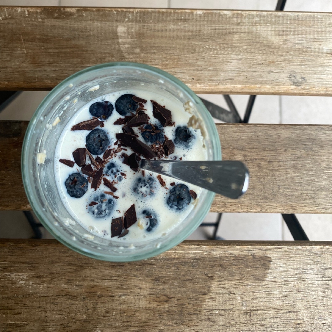Overnight oats con arándanos Overnight oats con arándanos