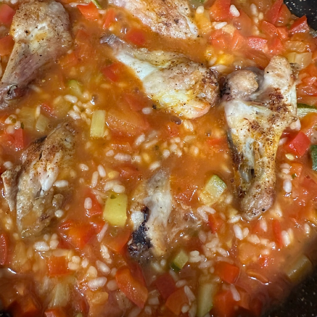 Alas de pollo con arroz 🍛 Paso 3 Alas de pollo con arroz 🍛 Paso 3