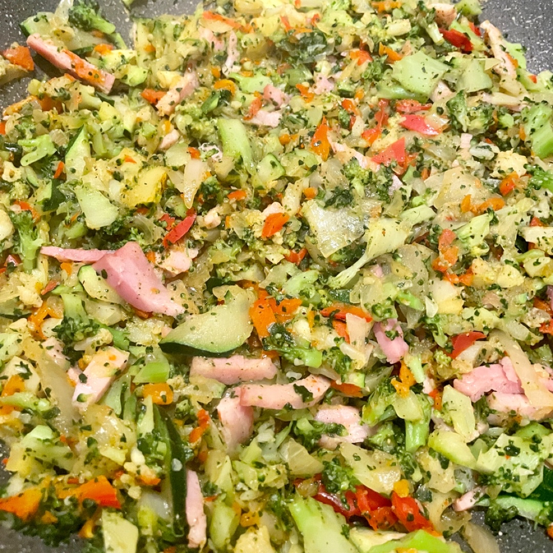 Quiche Casera de Verduras 🥦🌶🧅🥒🥓 Paso 0 Quiche Casera de Verduras 🥦🌶🧅🥒🥓 Paso 0