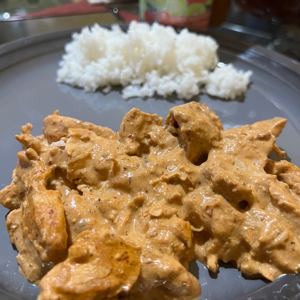 Pechugas enchipotladas Pechugas enchipotladas