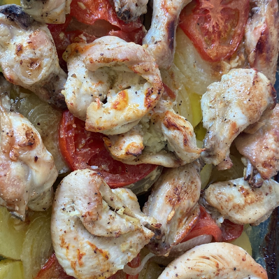 Pollo macerado al horno con verduras Pollo macerado al horno con verduras