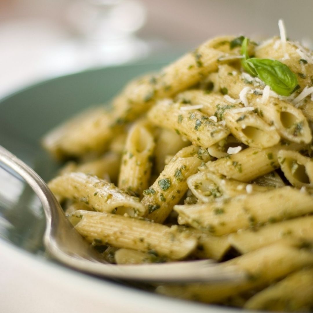 Macarrones con pesto Macarrones con pesto