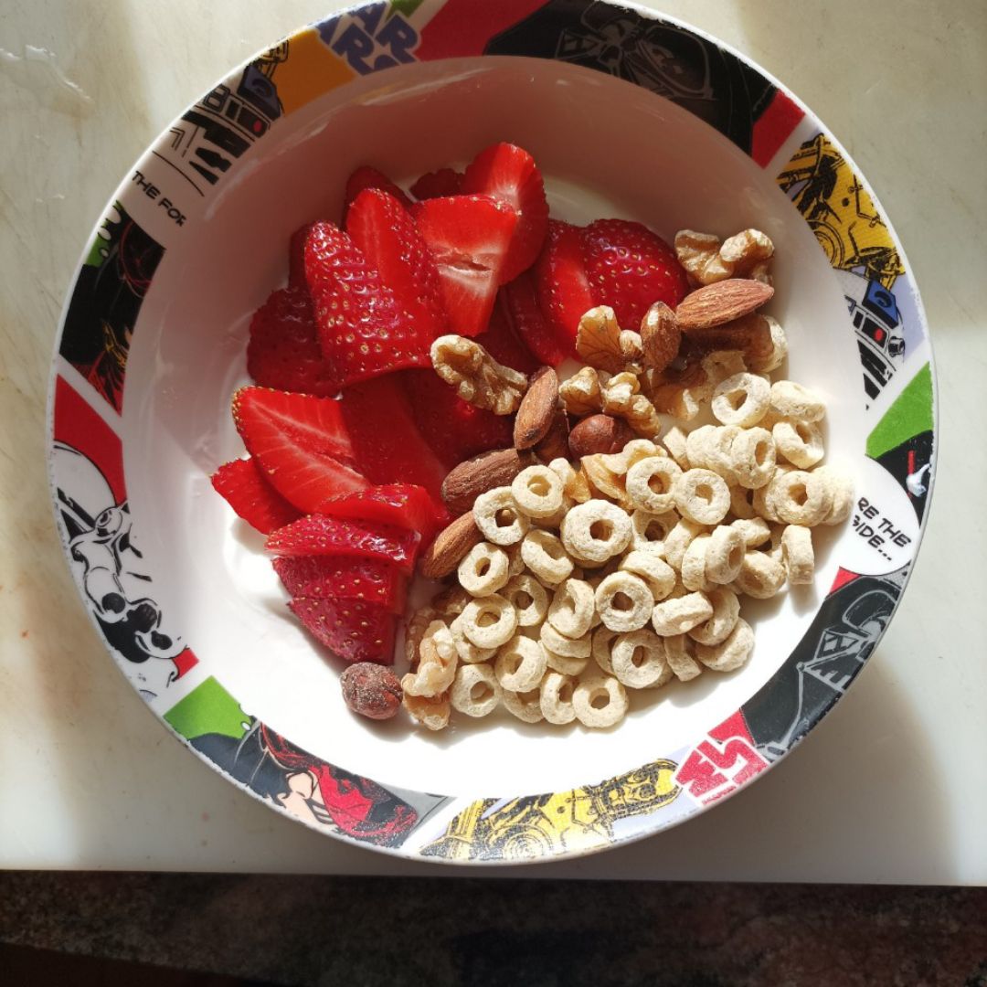 Bowl de fresas 🍓🌟 Paso 3 Bowl de fresas 🍓🌟 Paso 3