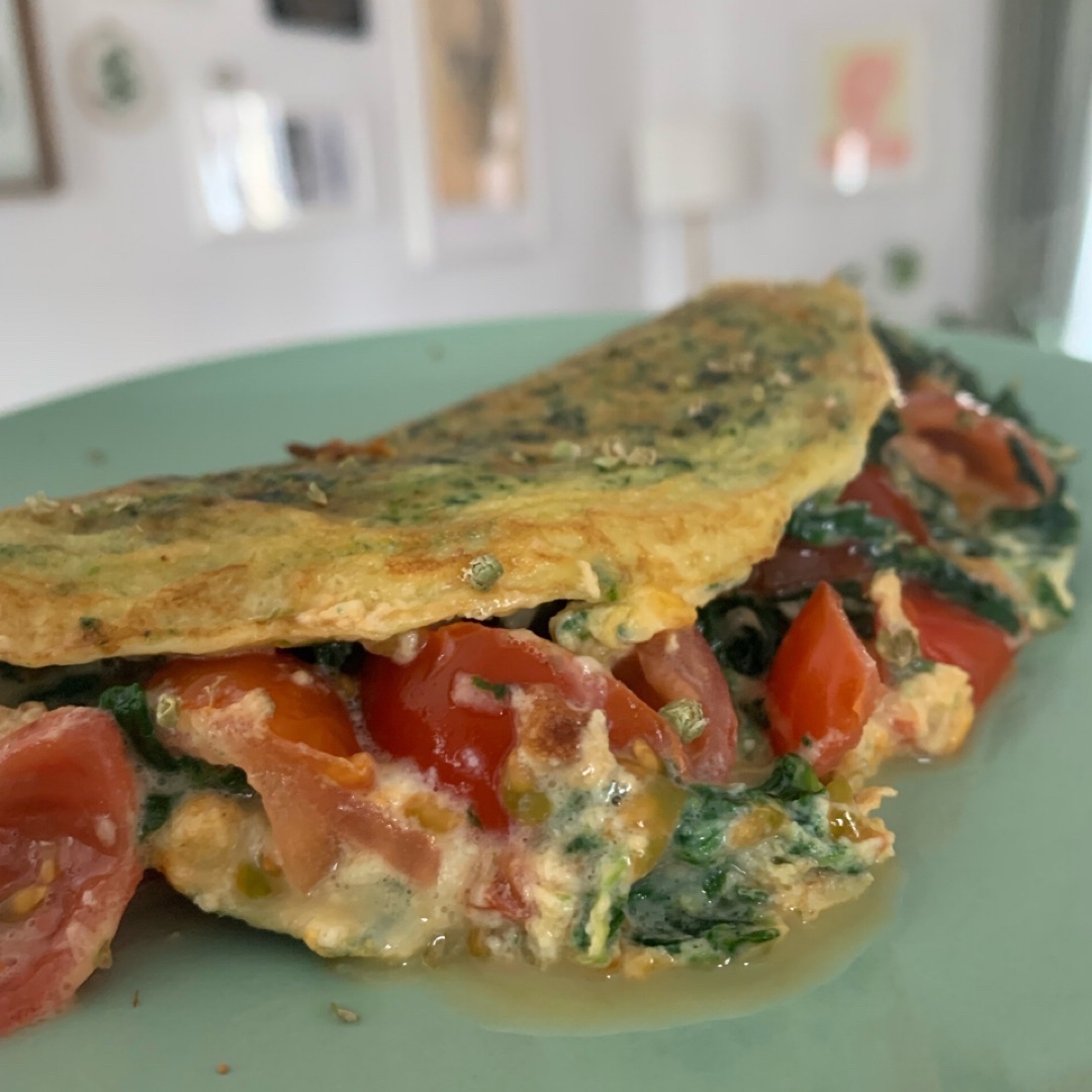 Tortilla de espinacas y cherries