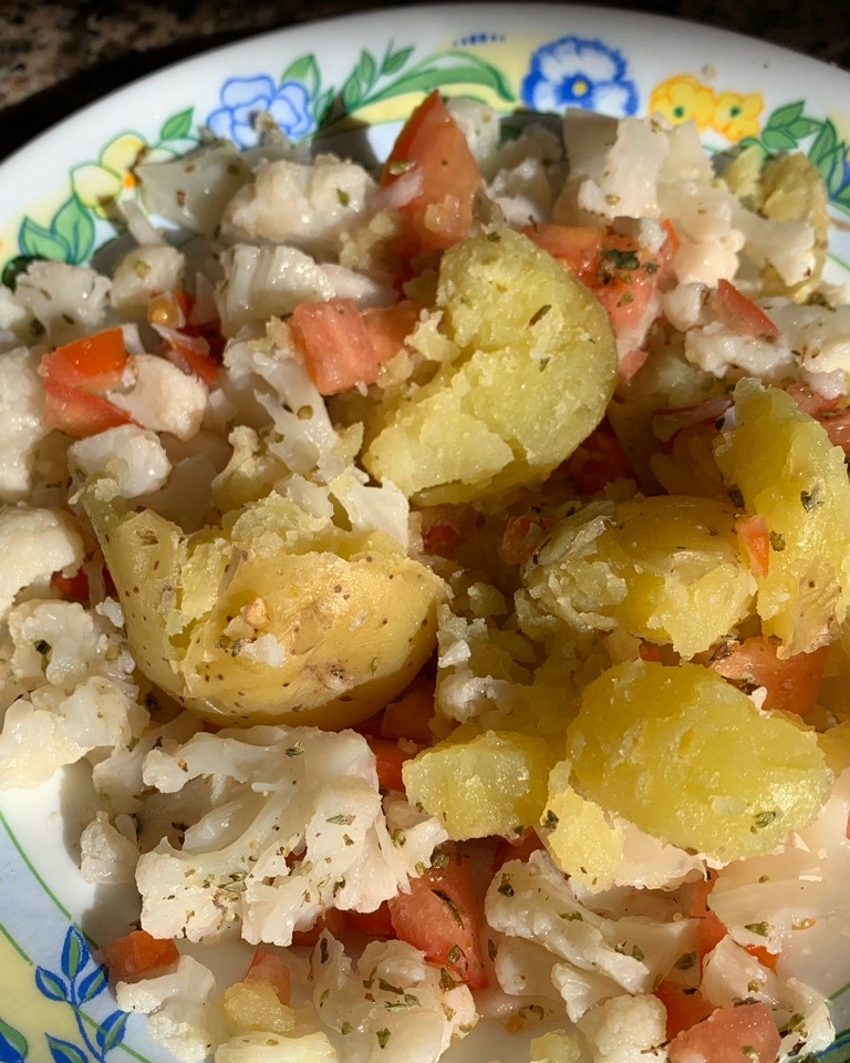 Ensalada de patata y coliflor. 💛