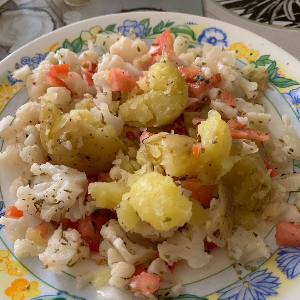 Ensalada de patata y coliflor. 💛