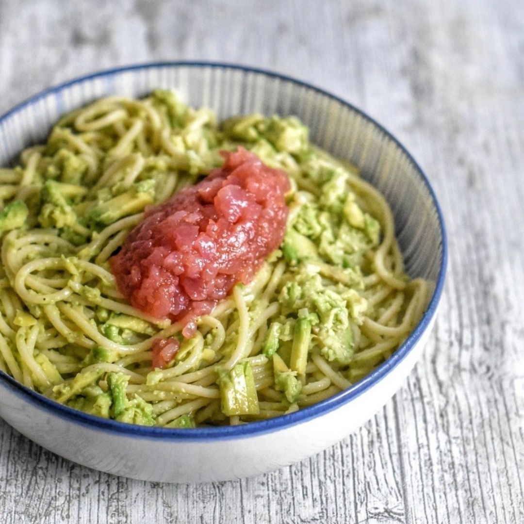 Pasta en salsa de aguacate y quenelle de tartar de atún Paso 5 Pasta en salsa de aguacate y quenelle de tartar de atún Paso 5