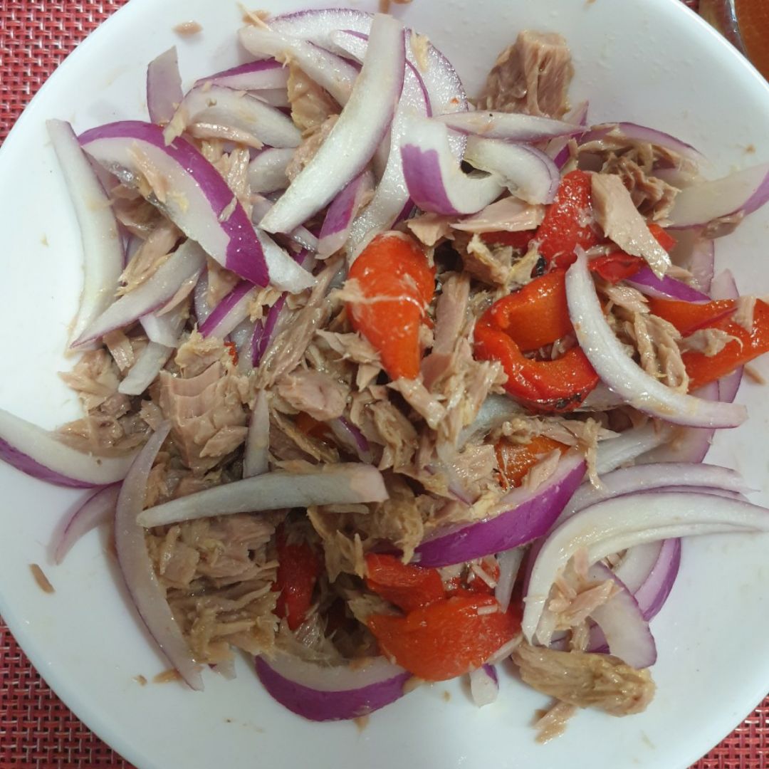 Ensalada de pimientos del piquillo Ensalada de pimientos del piquillo