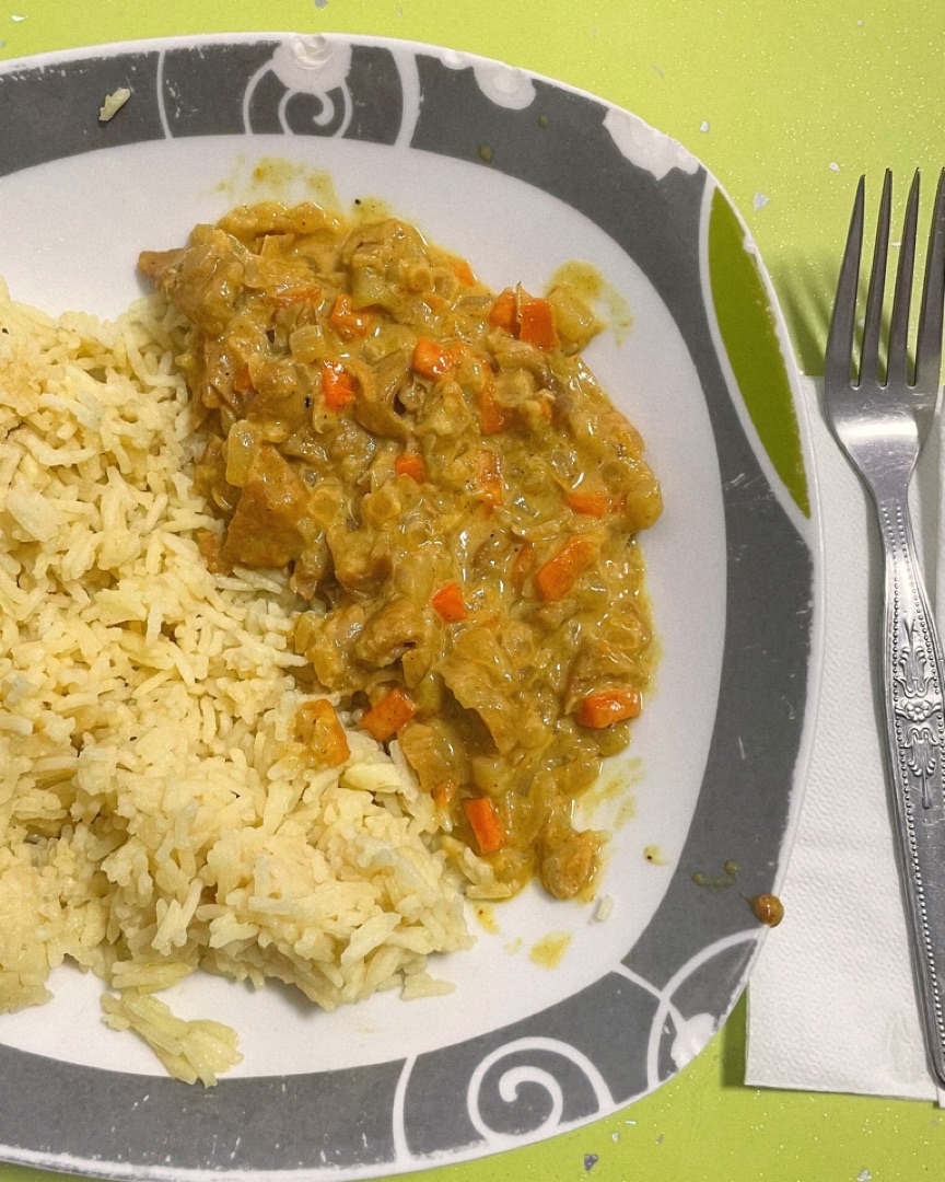 Arroz curry y verduritas