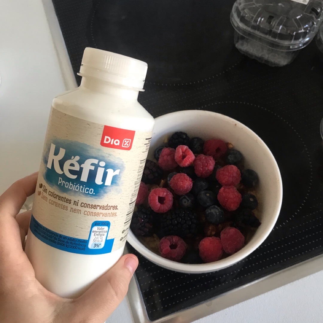Bowl kéfir frutas de bosque y manzana asada Paso 2 Bowl kéfir frutas de bosque y manzana asada Paso 2