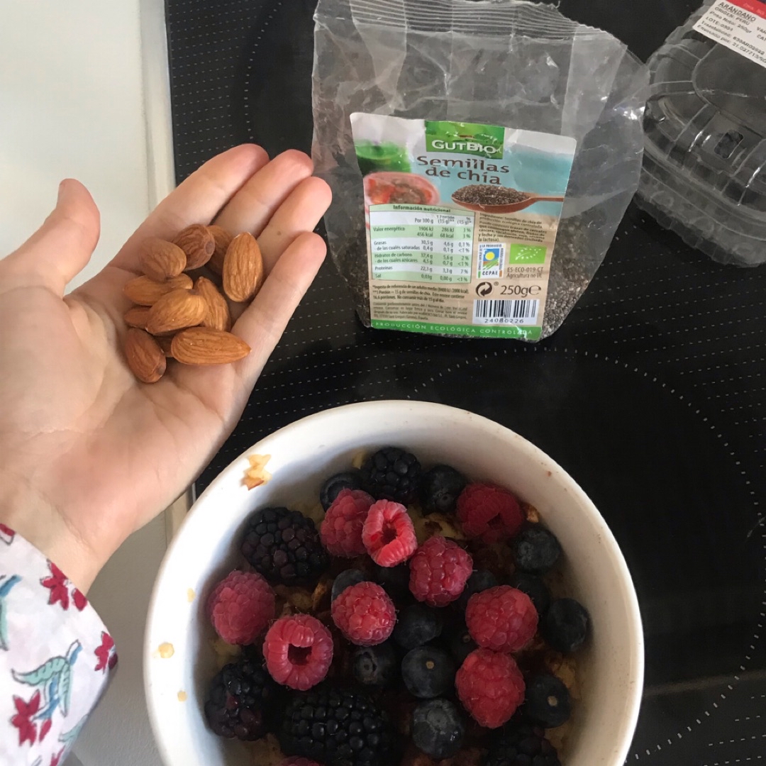 Bowl kéfir frutas de bosque y manzana asada Paso 3 Bowl kéfir frutas de bosque y manzana asada Paso 3