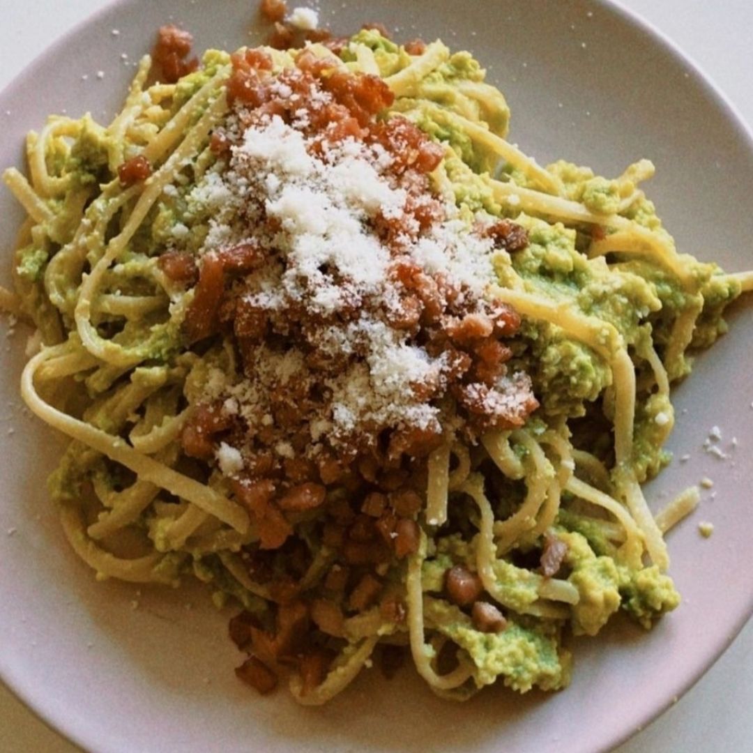 Pasta con salsa de aguacate Pasta con salsa de aguacate