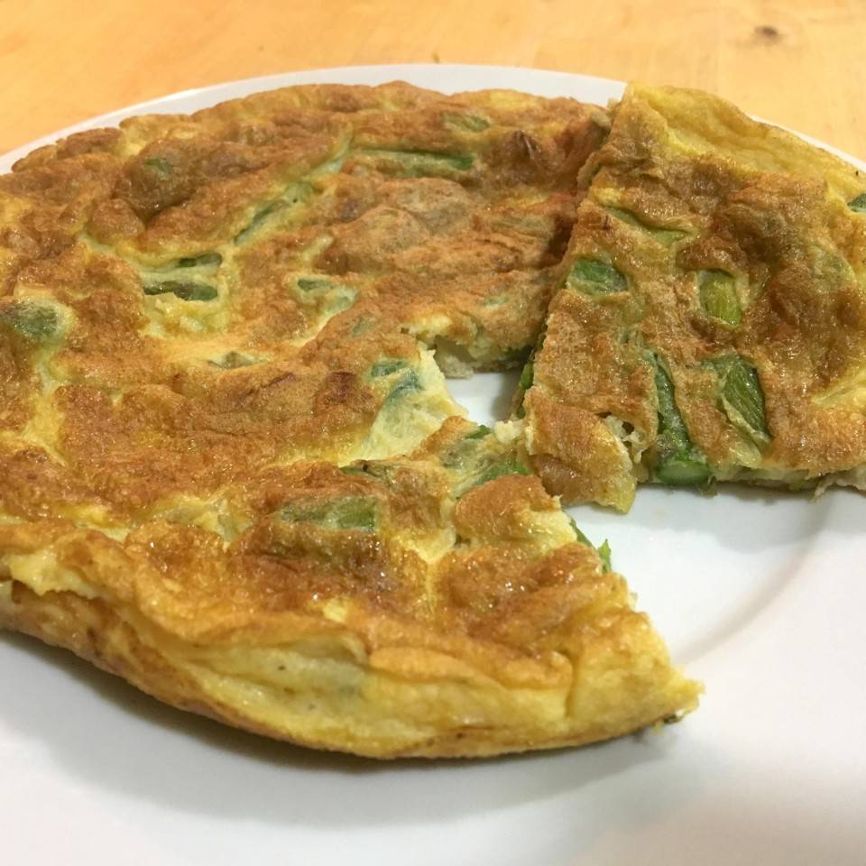 Tortilla de espárragos verdes Tortilla de espárragos verdes