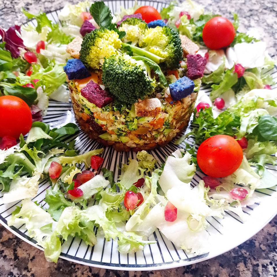 Timbal vegano de arroz de  brócoli 🥦 quinoa y legumbres 💚