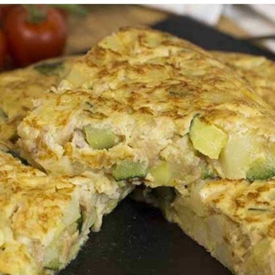 ENTRENO CENA (3-4-6) Tortilla de patata con calabacin ENTRENO CENA (3-4-6) Tortilla de patata con calabacin