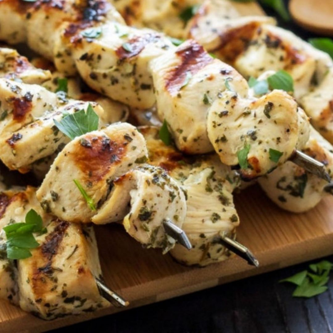 Souvlaki de pollo Souvlaki de pollo