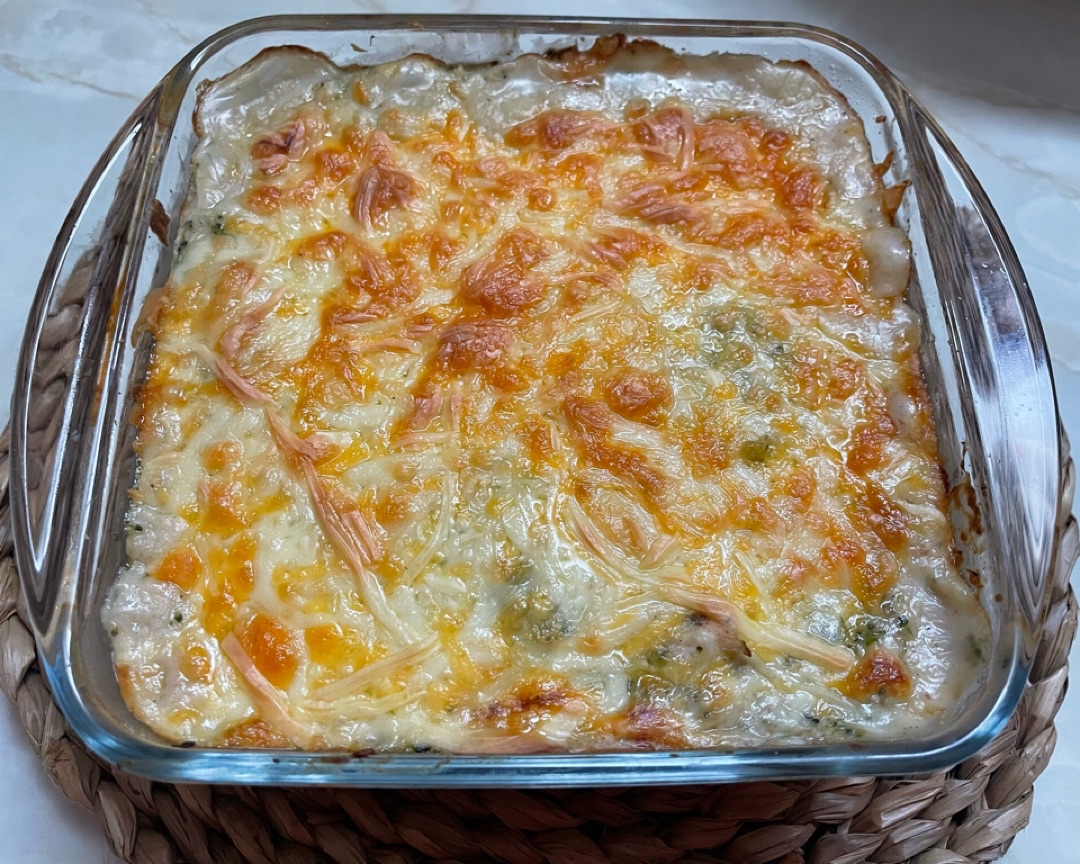 Brócoli y pollo gratinados 