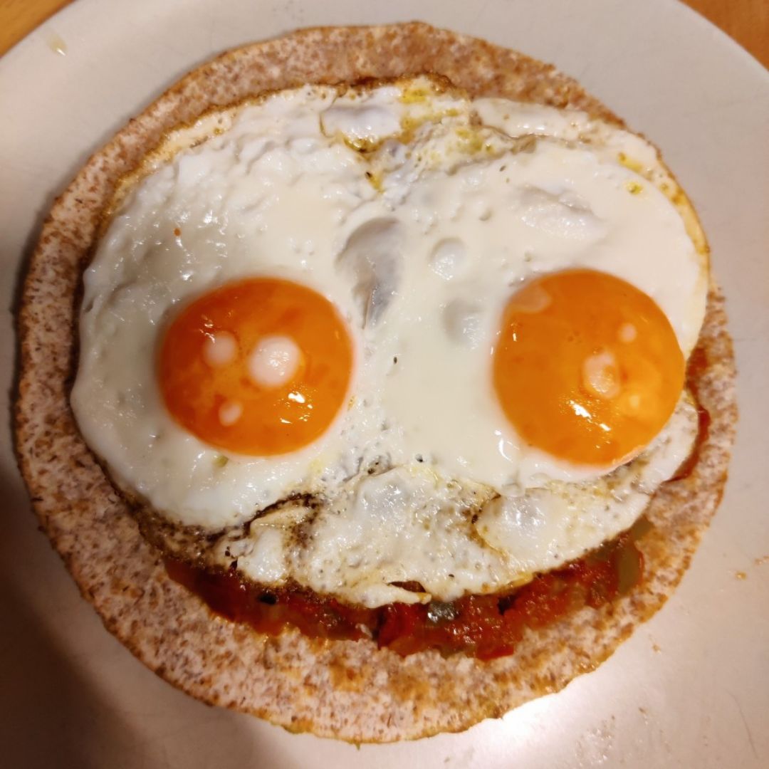 Tortilla de pisto con huevos Tortilla de pisto con huevos