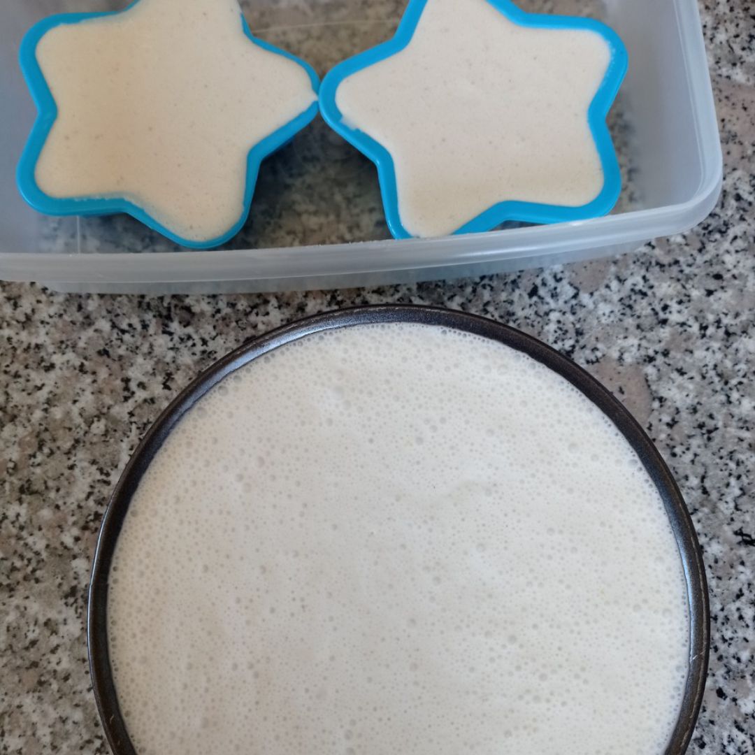 Cheesecake 🧀 de limón 🍋 y coco 🥥 Paso 5 Cheesecake 🧀 de limón 🍋 y coco 🥥 Paso 5
