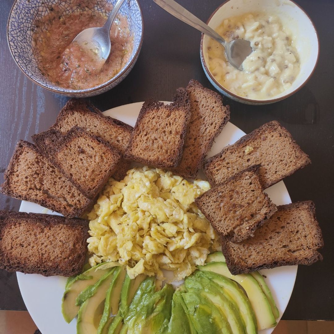 Salsa de queso de oveja y trufa ideal para tus tostadas 😍 Salsa de queso de oveja y trufa ideal para tus tostadas 😍