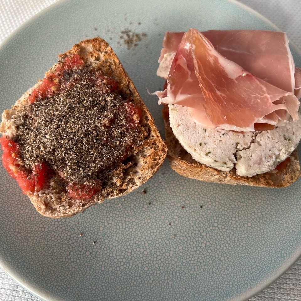 Tostadas jamón y pavo Tostadas jamón y pavo