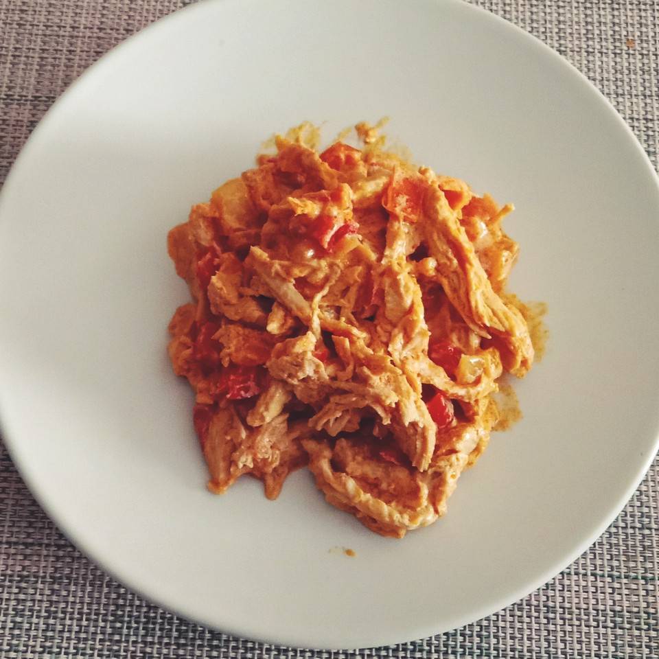 Pollo con pimiento rojo Pollo con pimiento rojo