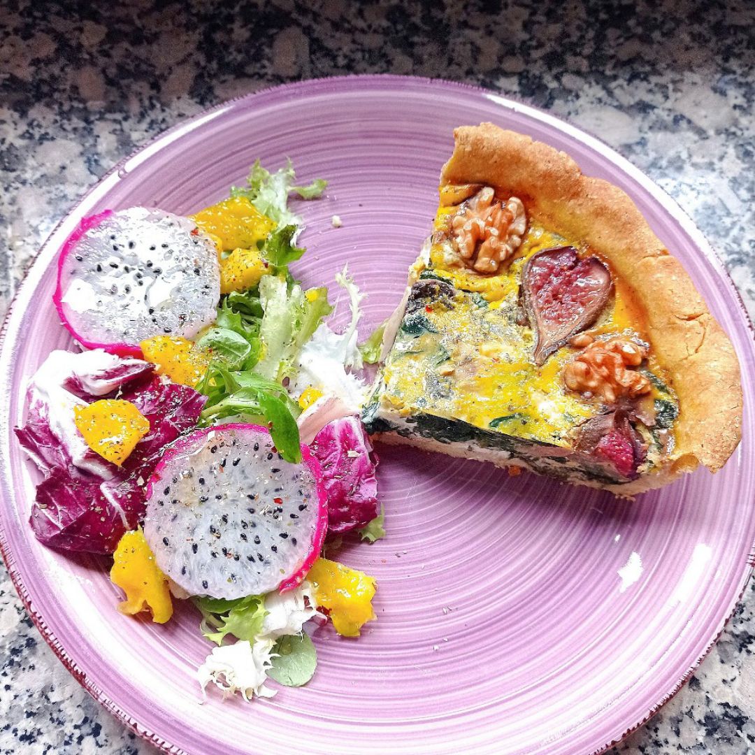 Quiche de verduras con higos y nueces 🥮 Paso 5 Quiche de verduras con higos y nueces 🥮 Paso 5
