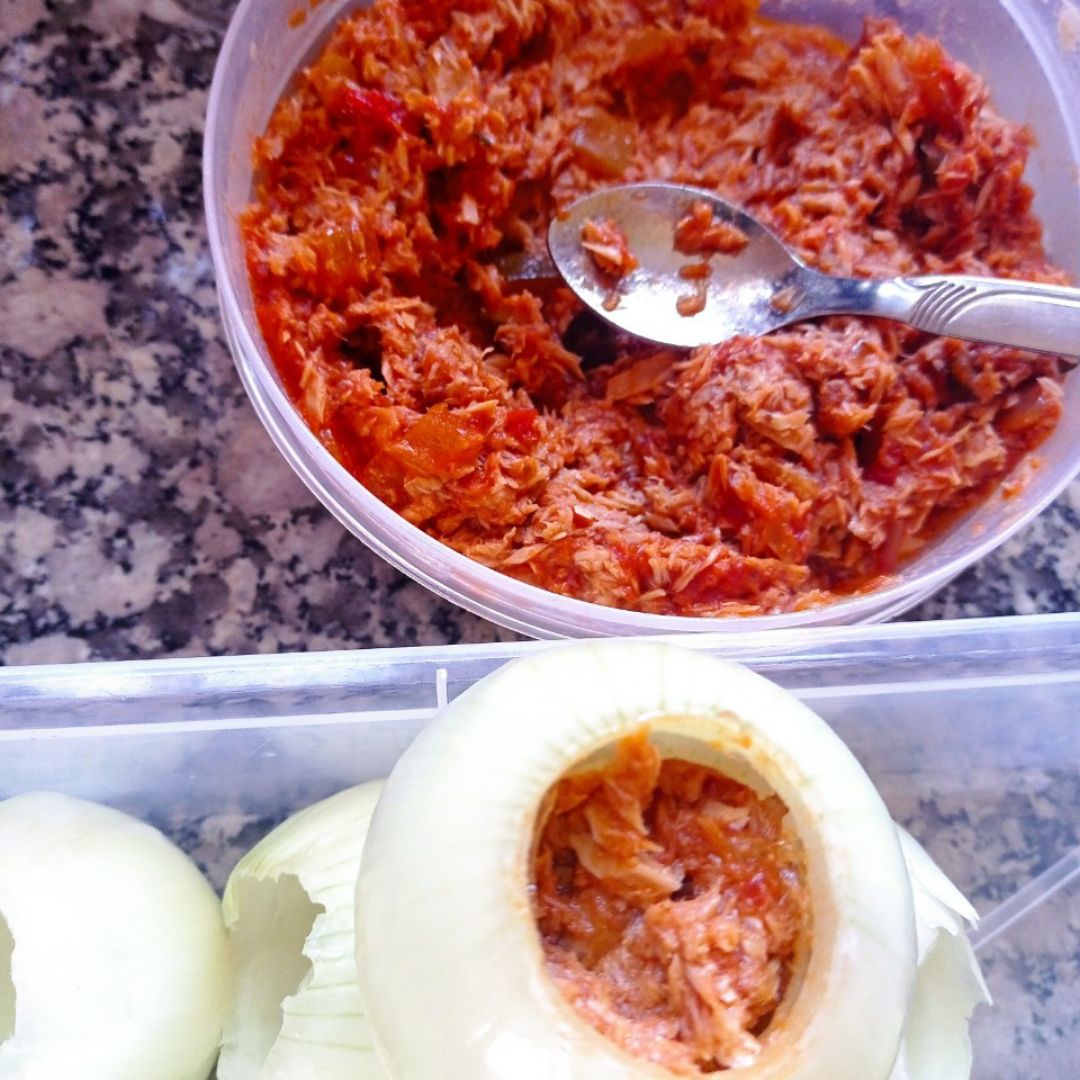 Cebollas rellenas de atún 🧅 Paso 2 Cebollas rellenas de atún 🧅 Paso 2