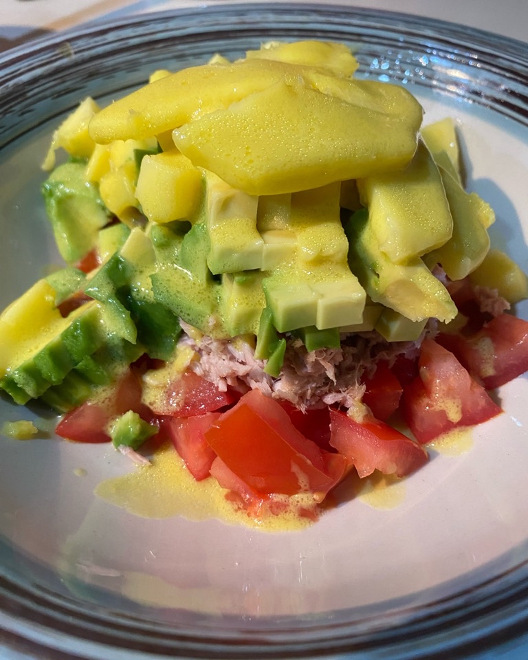 Tartar de mango y atún Tartar de mango y atún