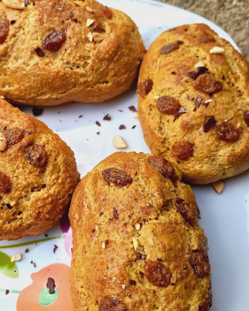 Bollicaos de canela rellenos de chocolate 🍫 con almendras. Paso 5 Bollicaos de canela rellenos de chocolate 🍫 con almendras. Paso 5