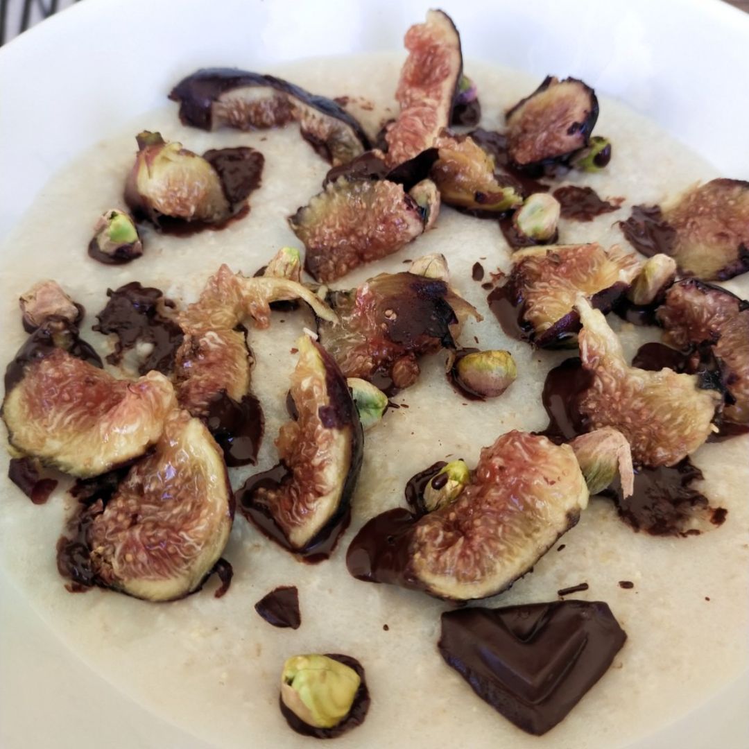 Gachas de chocolate con higos y pistachos🍫 Paso 2