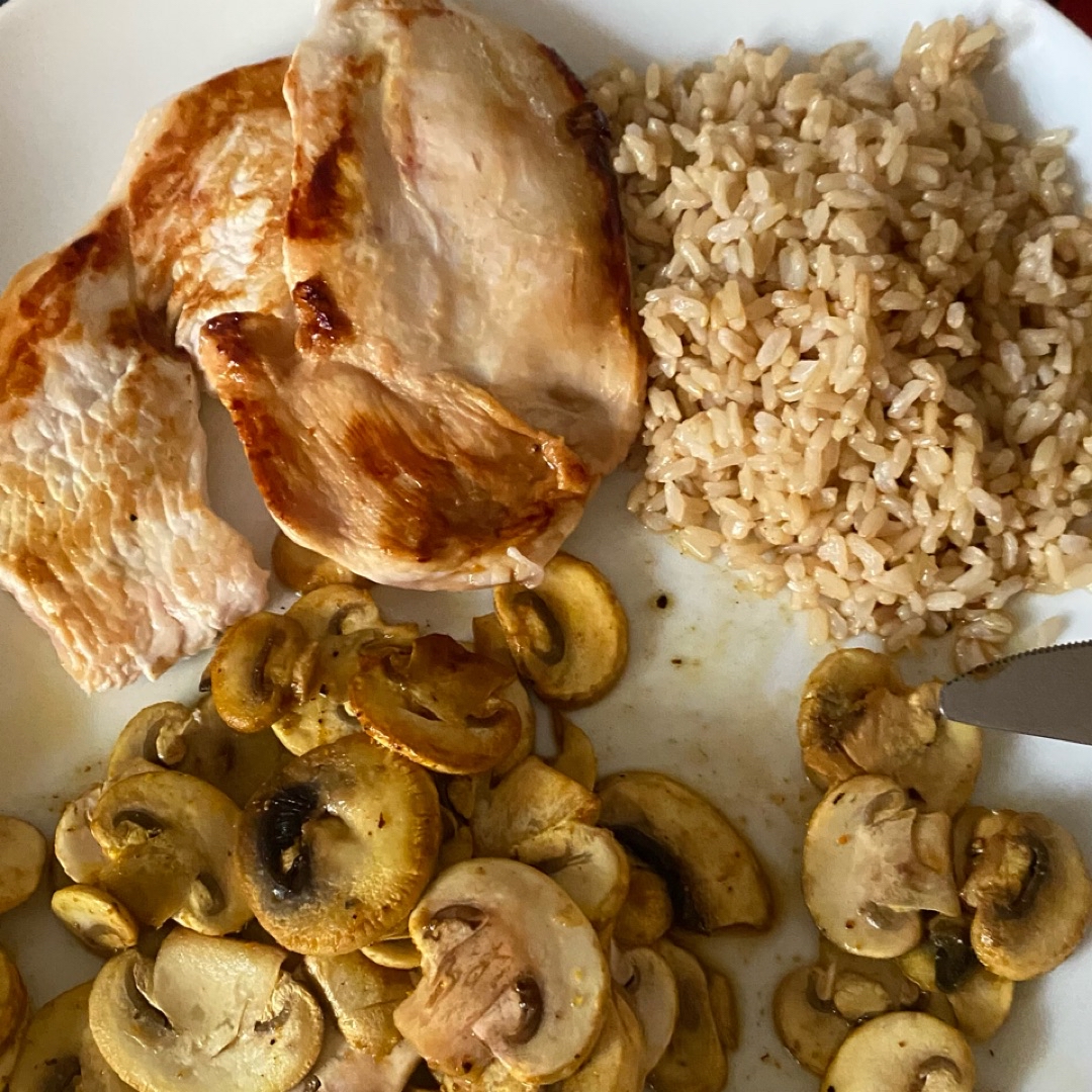 pollo con arroz y setas pollo con arroz y setas