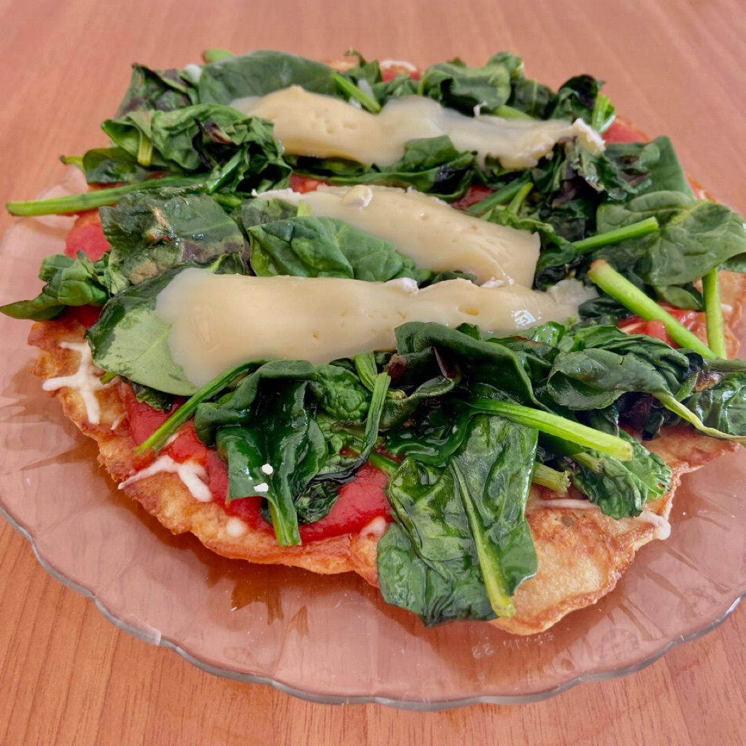 Pizza de espinacas con base de atún!!