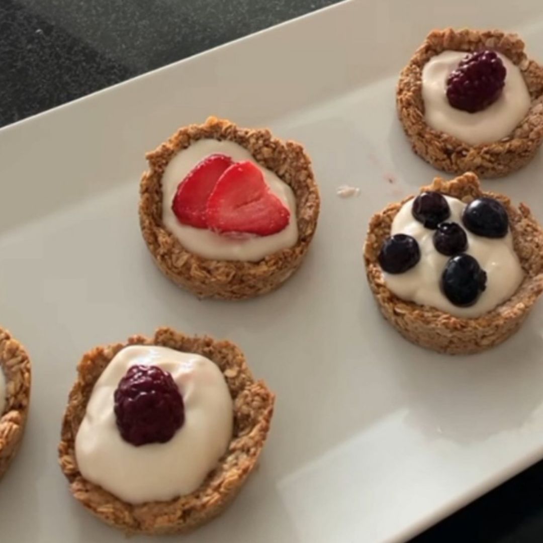 Tartaletas de avena con yogur y fruta Tartaletas de avena con yogur y fruta