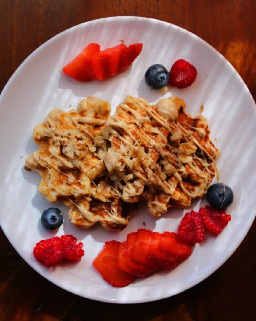 Gofres de plátano y crema de cacahuete 