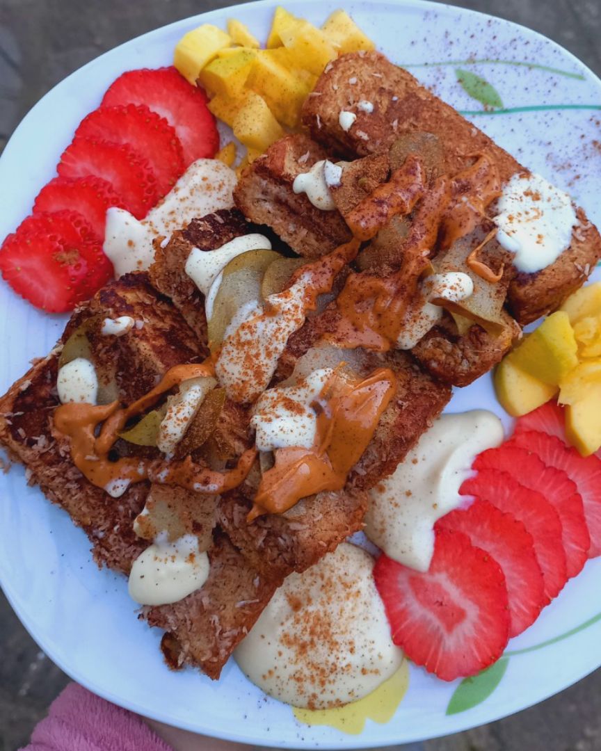 French toast sticks con cacahuete🥜, canela, cacao puro y pera 🍐 asada. Paso 6 French toast sticks con cacahuete🥜, canela, cacao puro y pera 🍐 asada. Paso 6