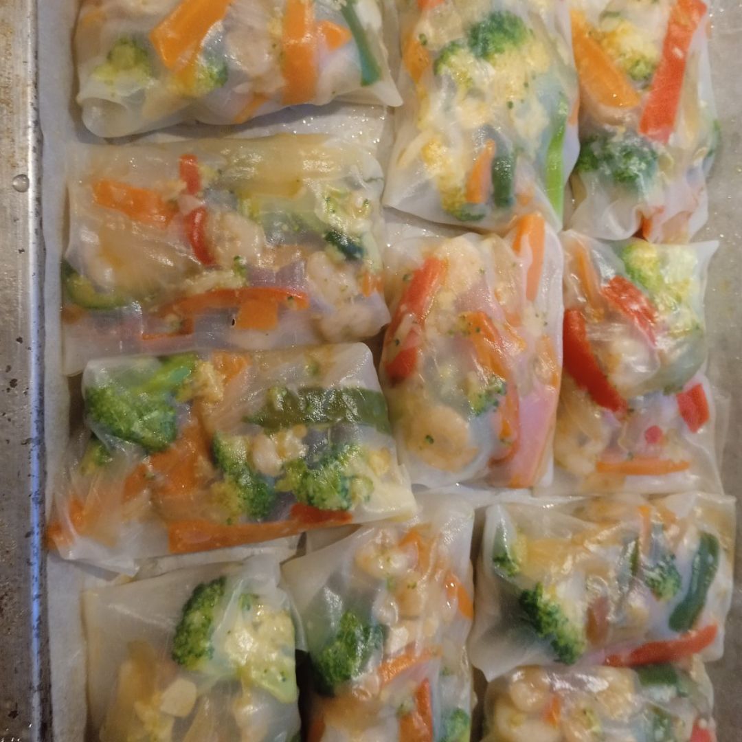 Rollitos de verduras con obleas de arroz Paso 3 Rollitos de verduras con obleas de arroz Paso 3