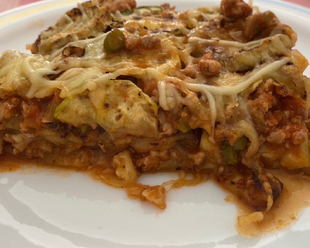 Lasaña de berenjena con carne y verduras 🍆 🥩 🧅 🥕 Lasaña de berenjena con carne y verduras 🍆 🥩 🧅 🥕