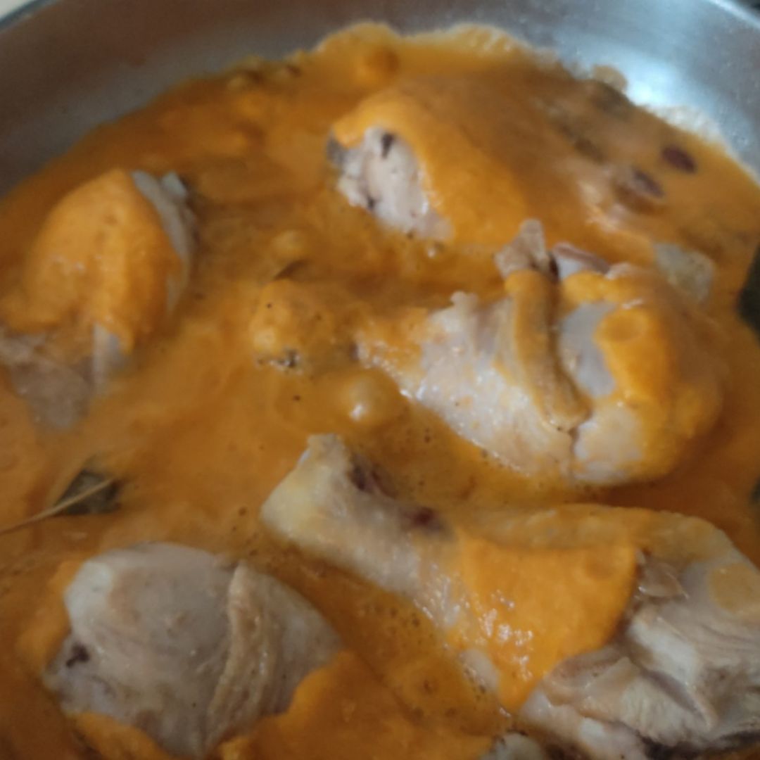 Pollo a la cerveza con almendras 🍗 Paso 3 Pollo a la cerveza con almendras 🍗 Paso 3
