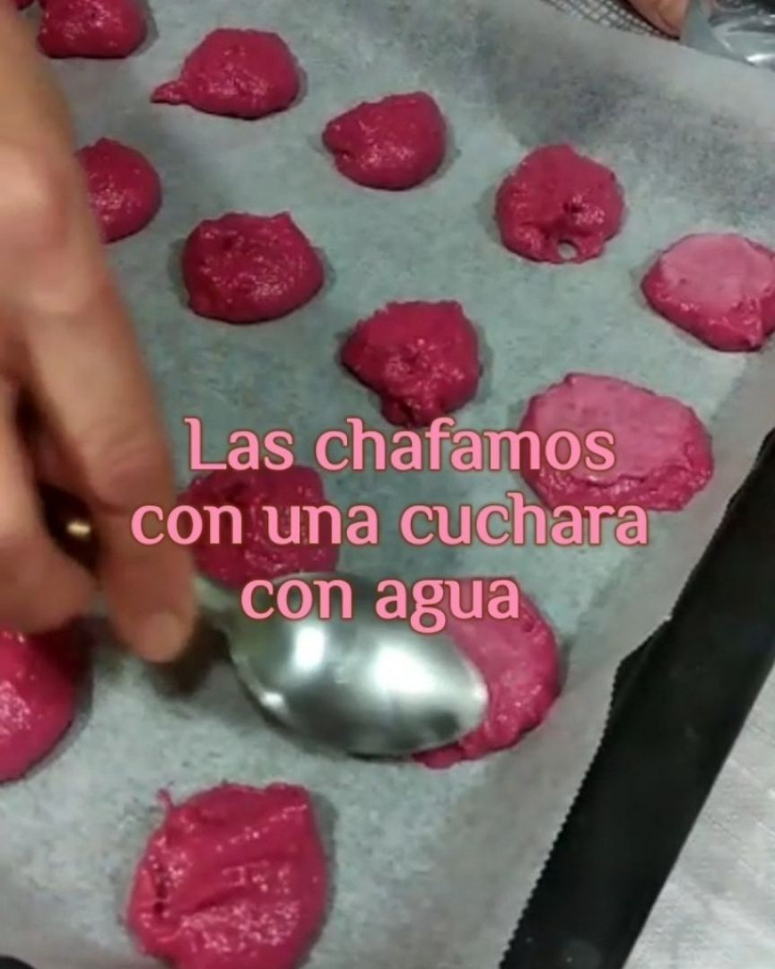 Cookies rosas 🌹🍪 Paso 11 Cookies rosas 🌹🍪 Paso 11