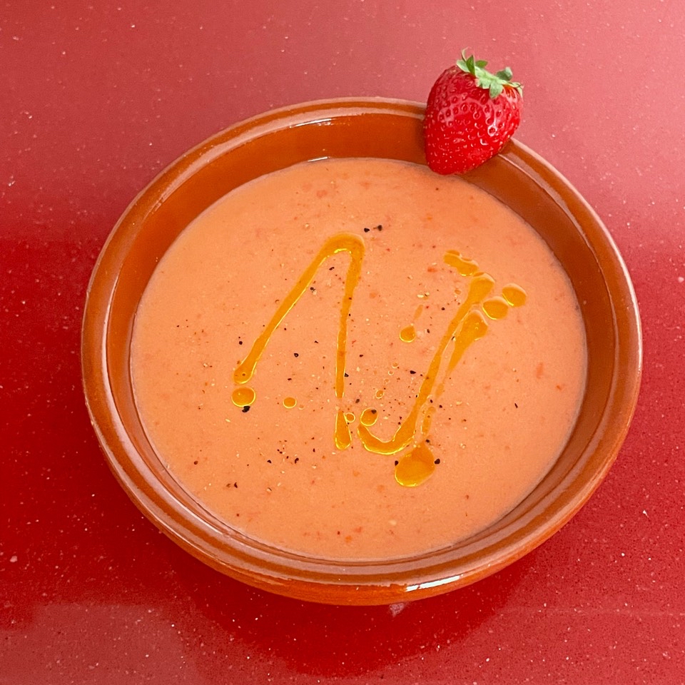 Gazpacho de fresas Gazpacho de fresas