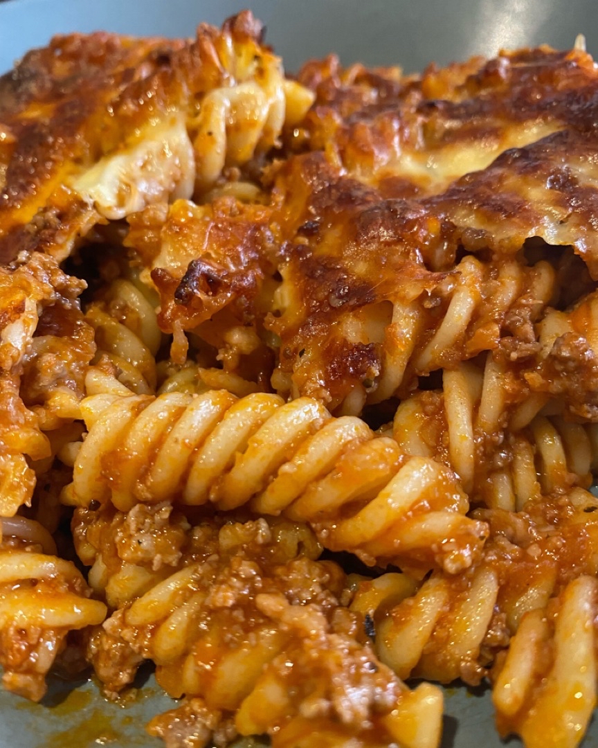 Pasta a la boloñesa gratinada Pasta a la boloñesa gratinada
