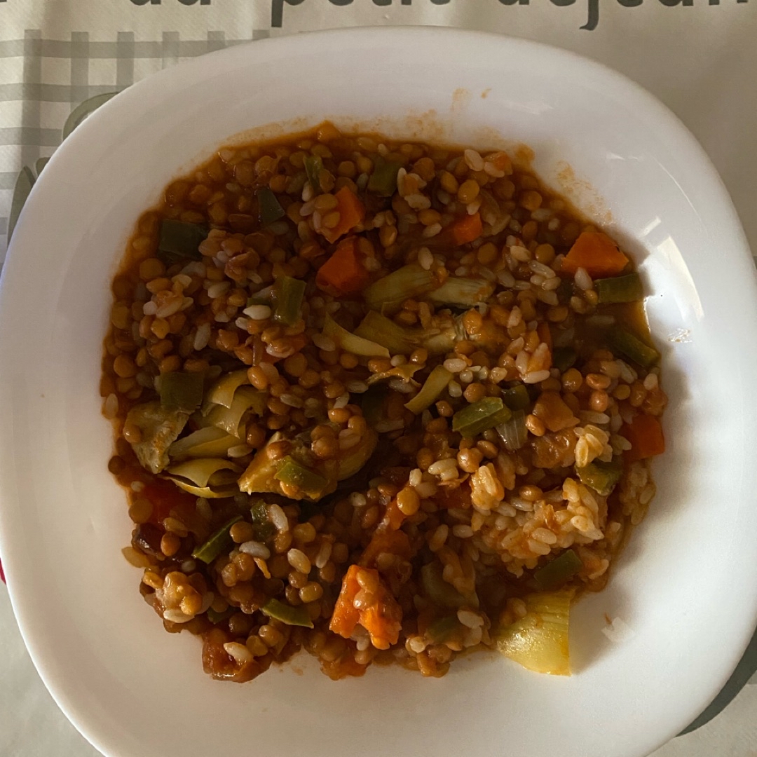 Lentejas con arroz y verduras