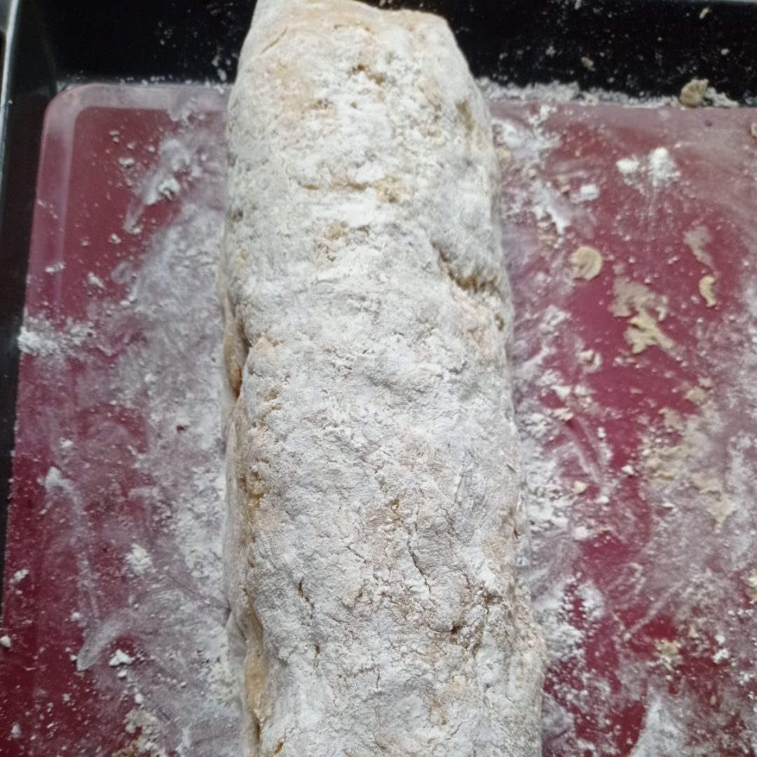 Bollitos rellenos de frambuesas y almendra 🫓 Paso 5 Bollitos rellenos de frambuesas y almendra 🫓 Paso 5